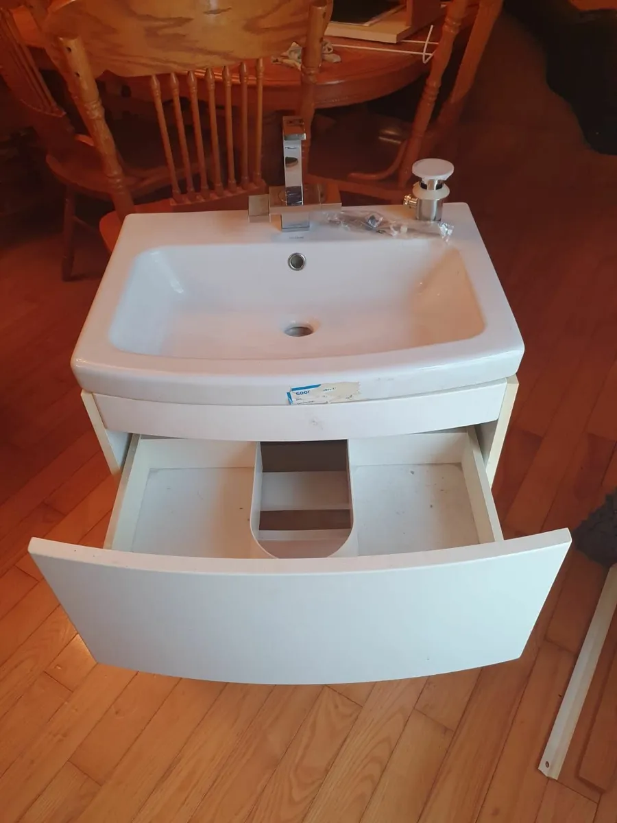New Two drawer vanity sink with taps - Image 2