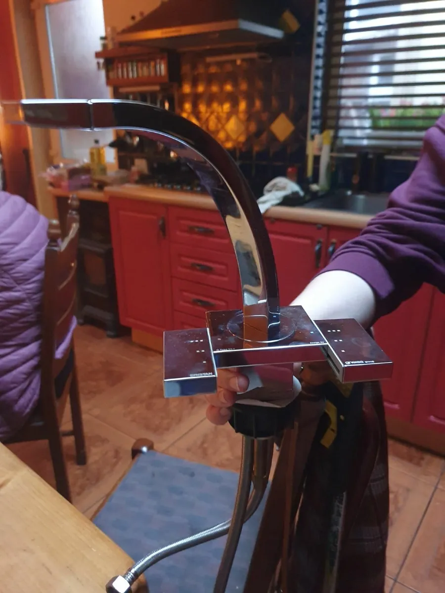 New Two drawer vanity sink with taps - Image 3