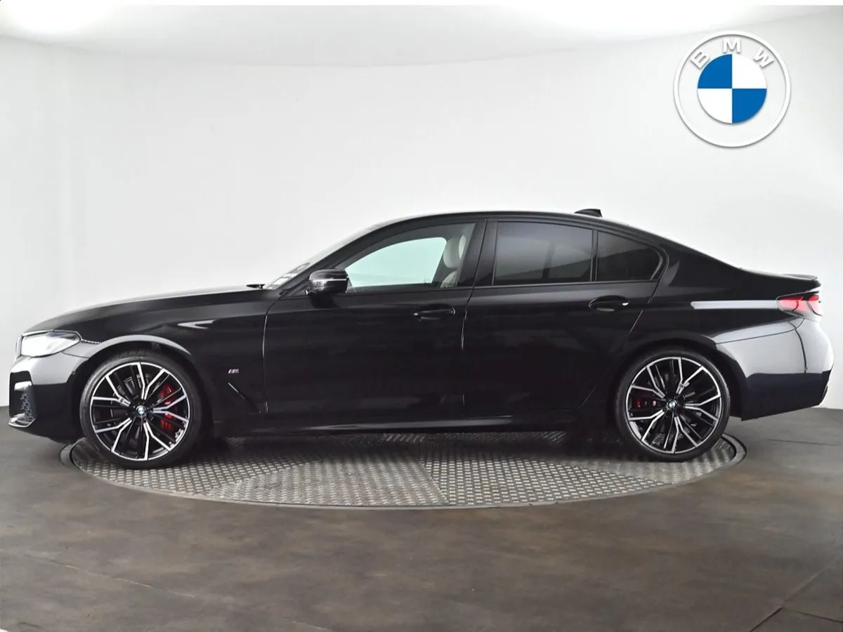 BMW 5 Series 520d M Sport Saloon - Image 3