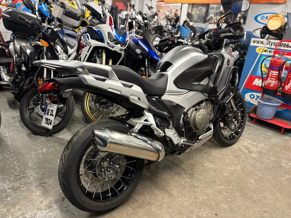 2012 Honda Crosstourer 1200. - Image 3