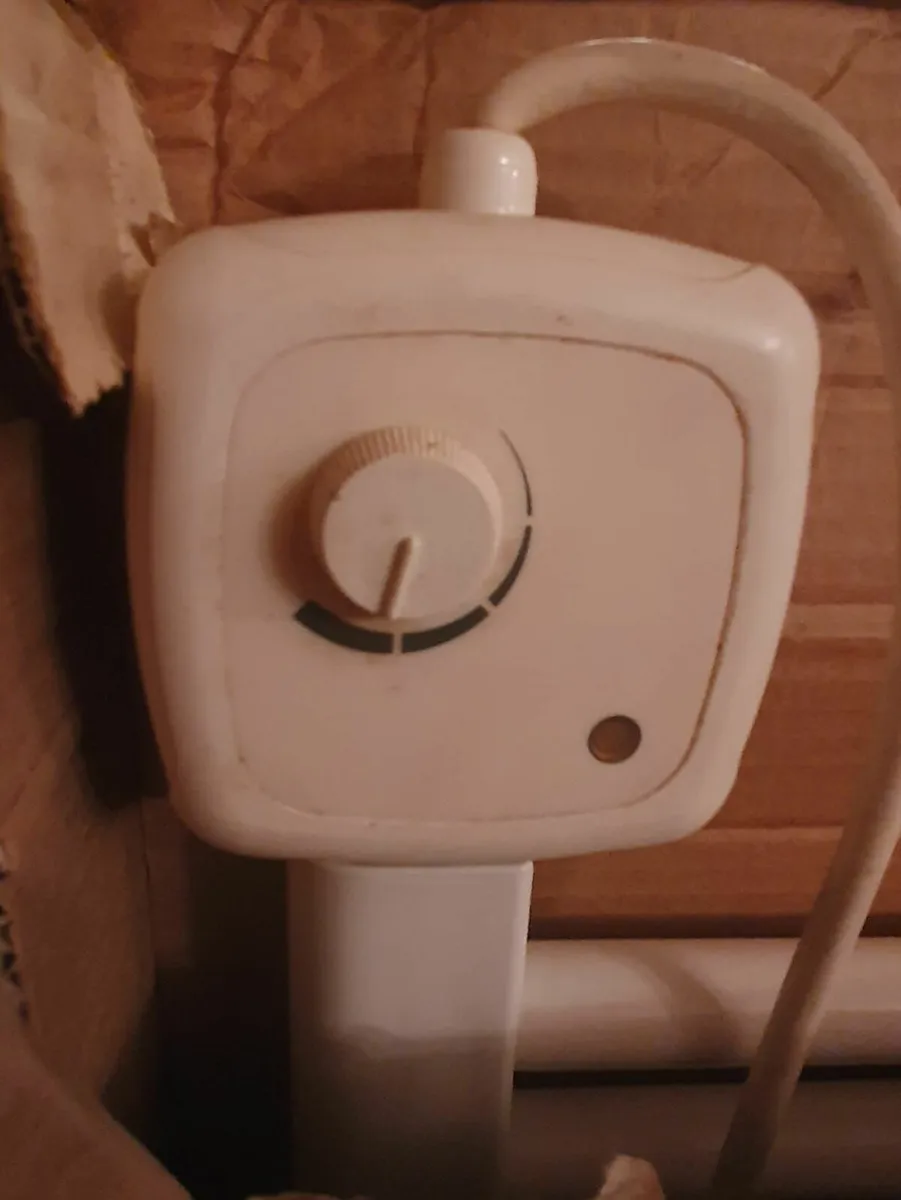 Electric wall hung towel rail - Image 1