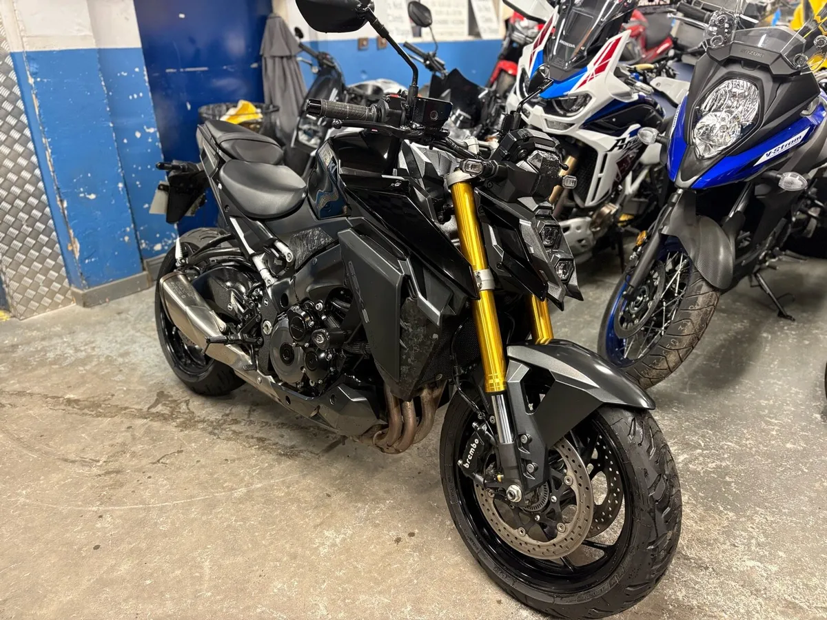 2022 Suzuki GSX-S1000 - Image 2