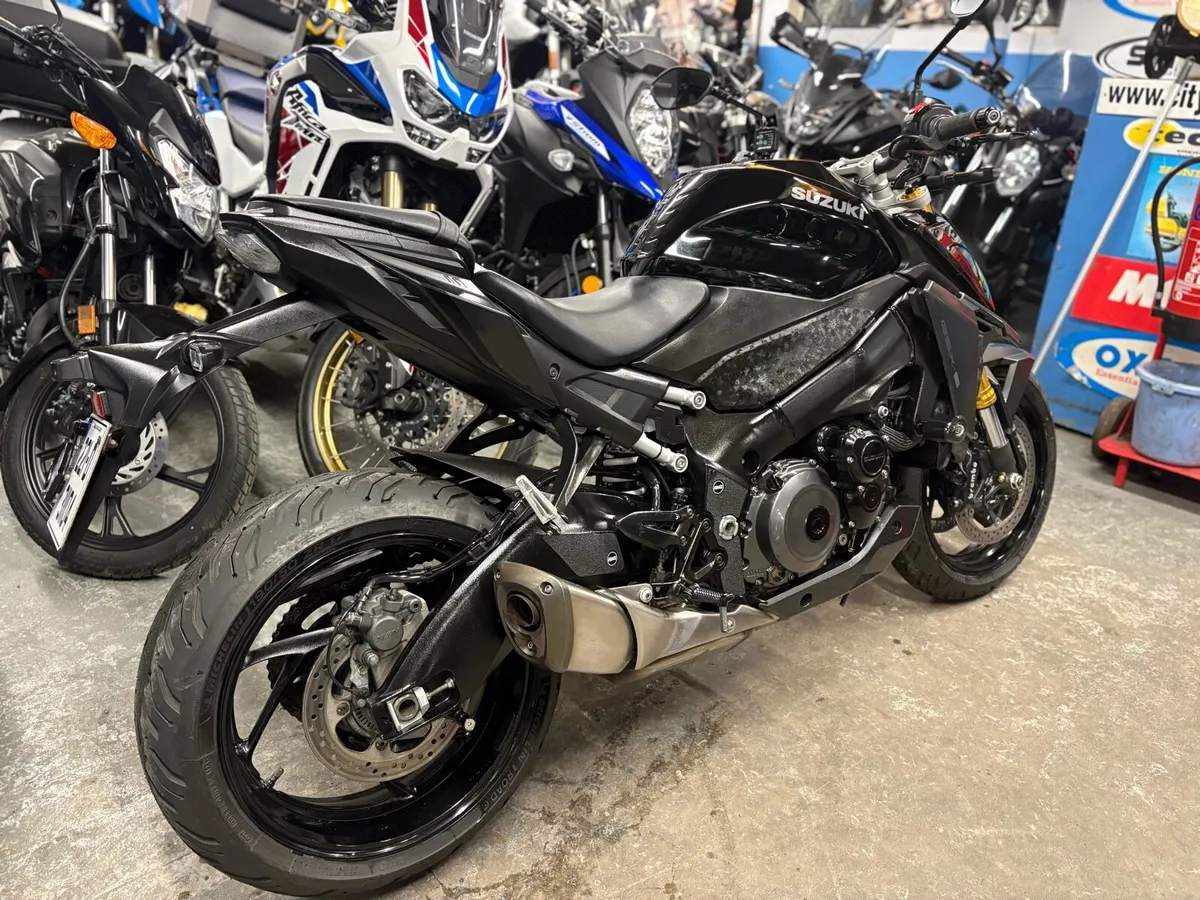 2022 Suzuki GSX-S1000 - Image 3