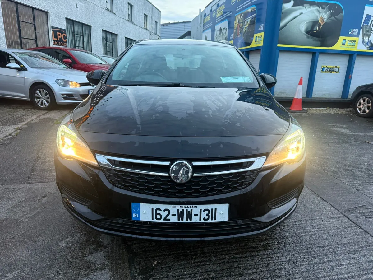 Vauxhall Astra 2016 Low Mileage - Image 3