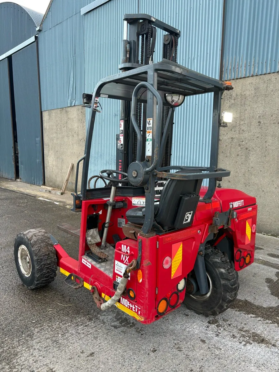 2017 Moffett Mounty M4 20.3 Forklift - Image 2
