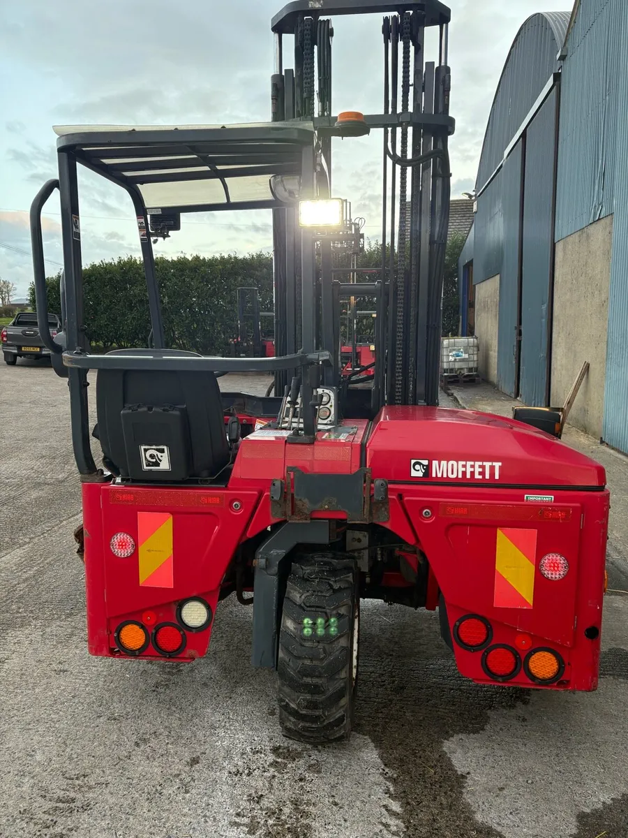 2017 Moffett Mounty M4 20.3 Forklift - Image 3