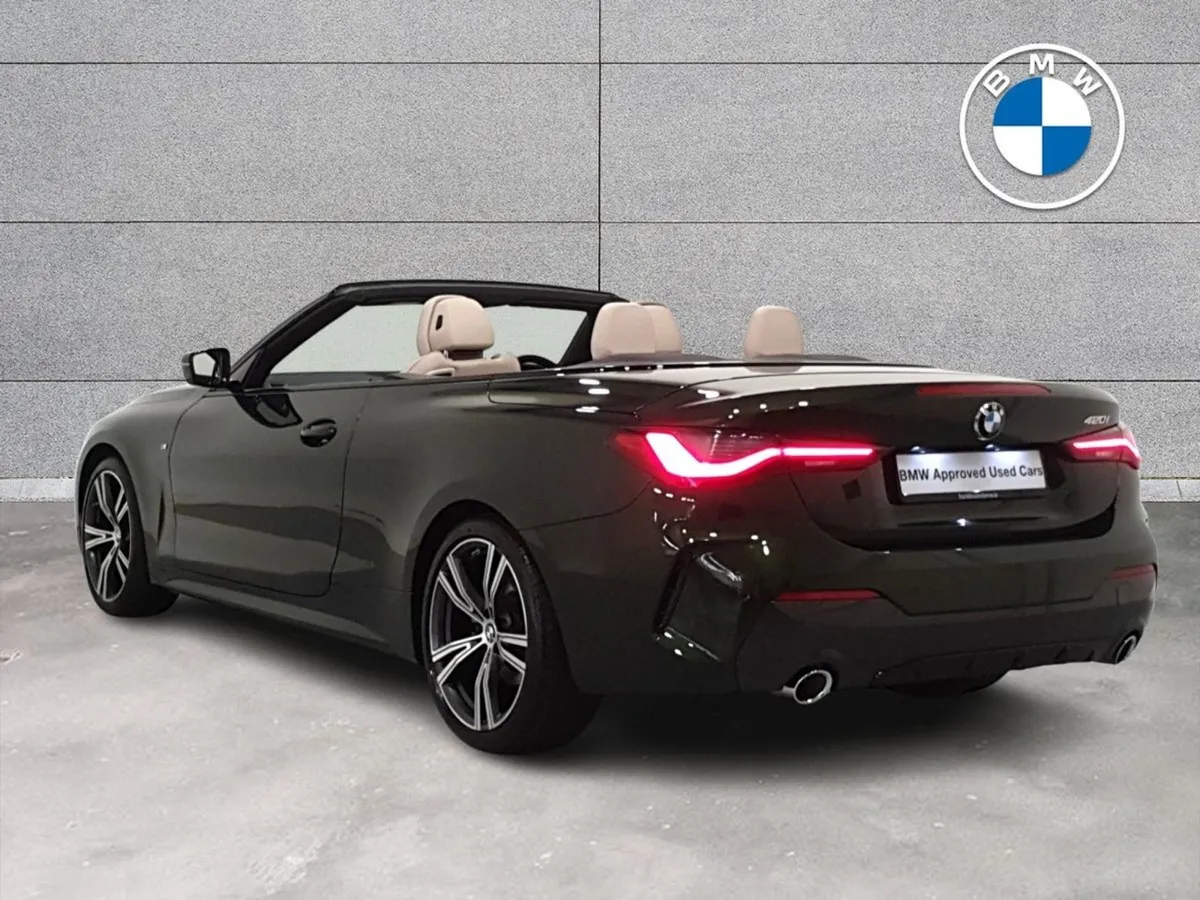 BMW 4 Series 420i M Sport Convertible - Image 2