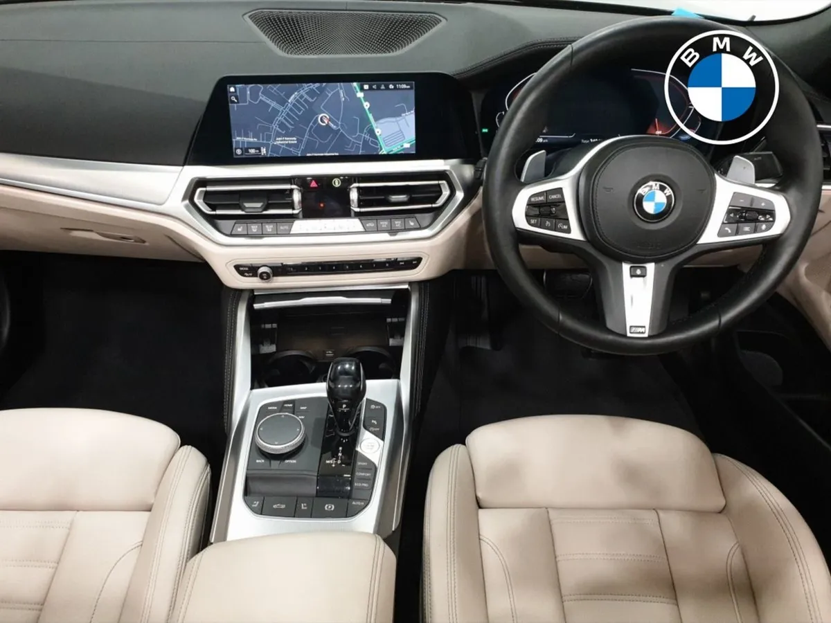 BMW 4 Series 420i M Sport Convertible - Image 4
