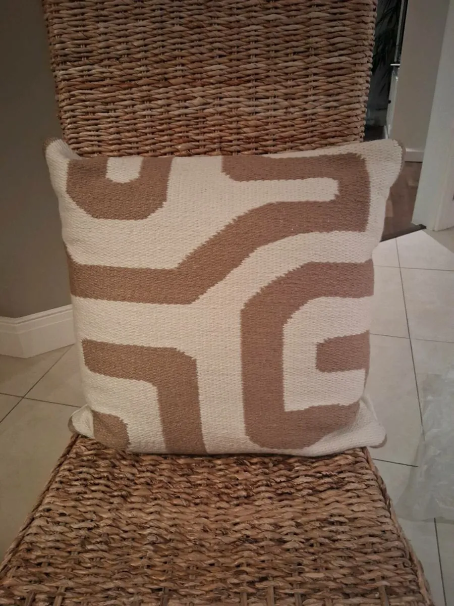 2 large Next cushions - Image 2