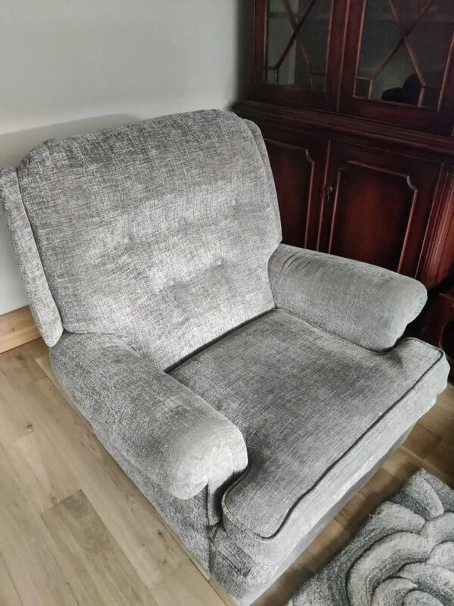 Parker Knoll - Image 1