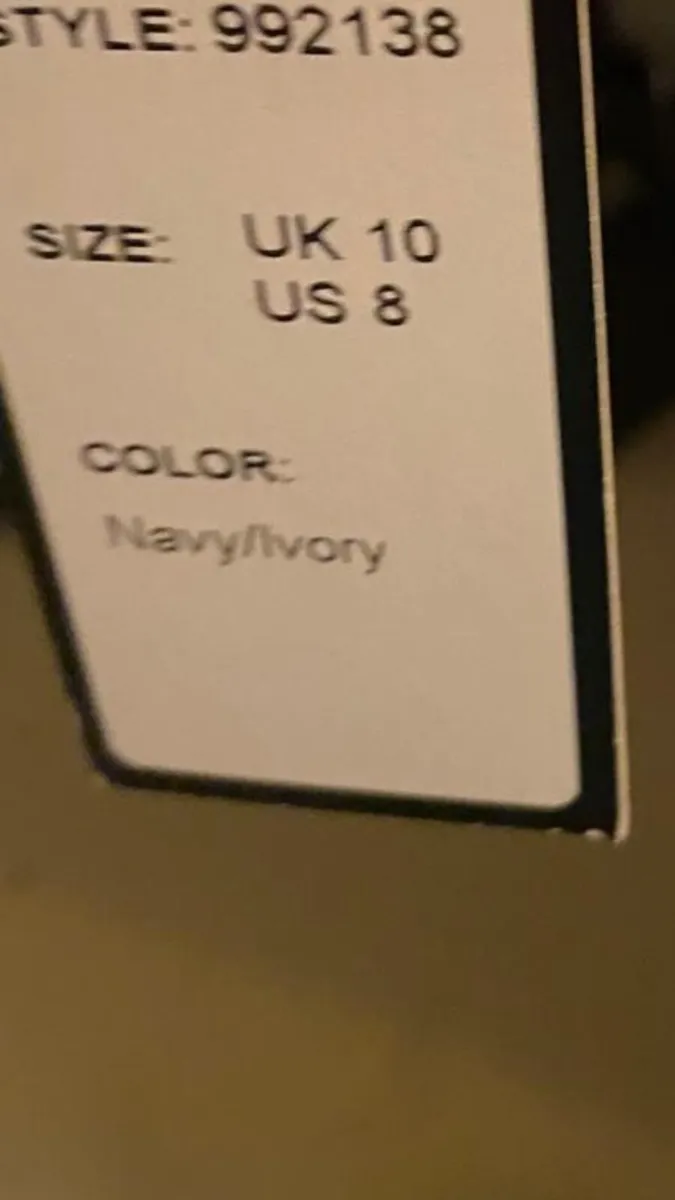 Mother of the bride dress BNWT - Image 4