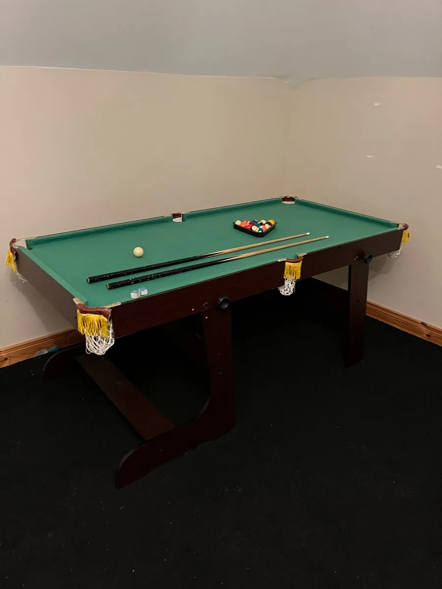 6’ Foldable Pool Table - Image 1
