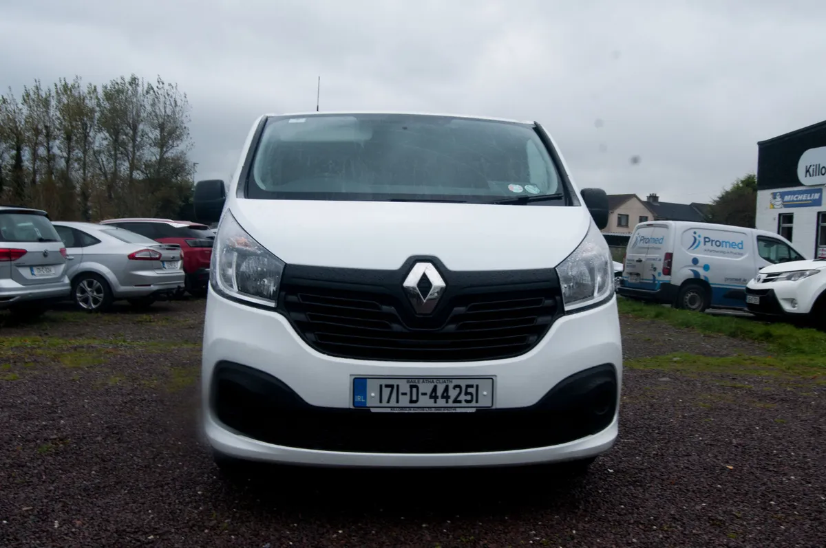 Renault Traffic 2017 Van Diesel - Image 2