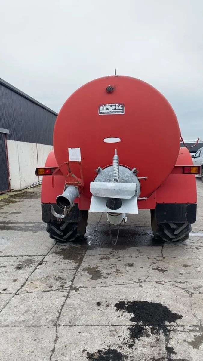 2000 Gallon Hispec tank - Image 3