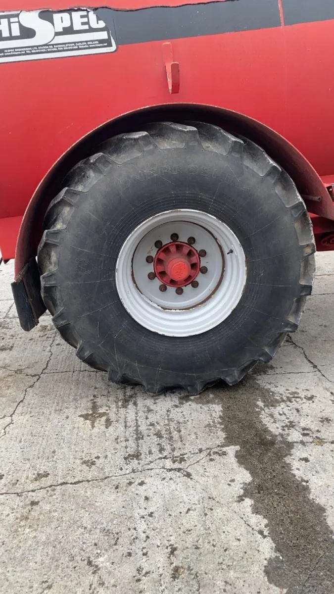 2000 Gallon Hispec tank - Image 4