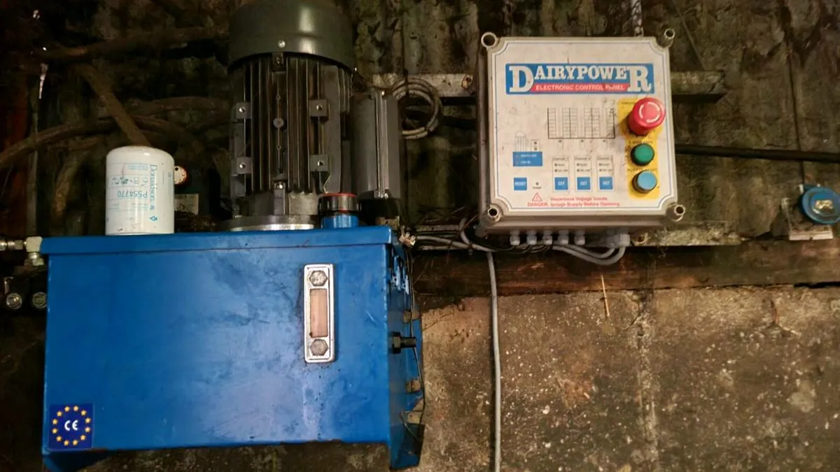 Automatic scrapers - Image 1