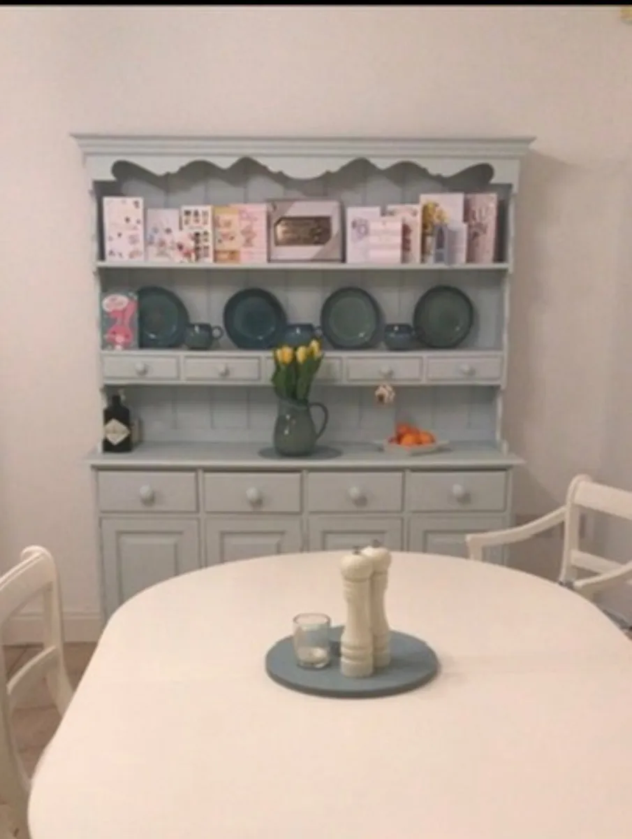 Kitchen dresser - Image 1