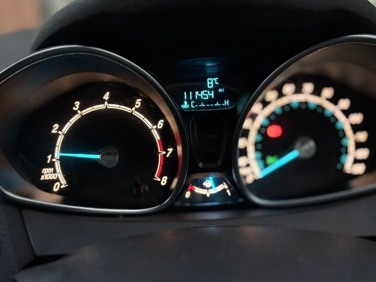 Ford Fiesta 2015 - Image 4