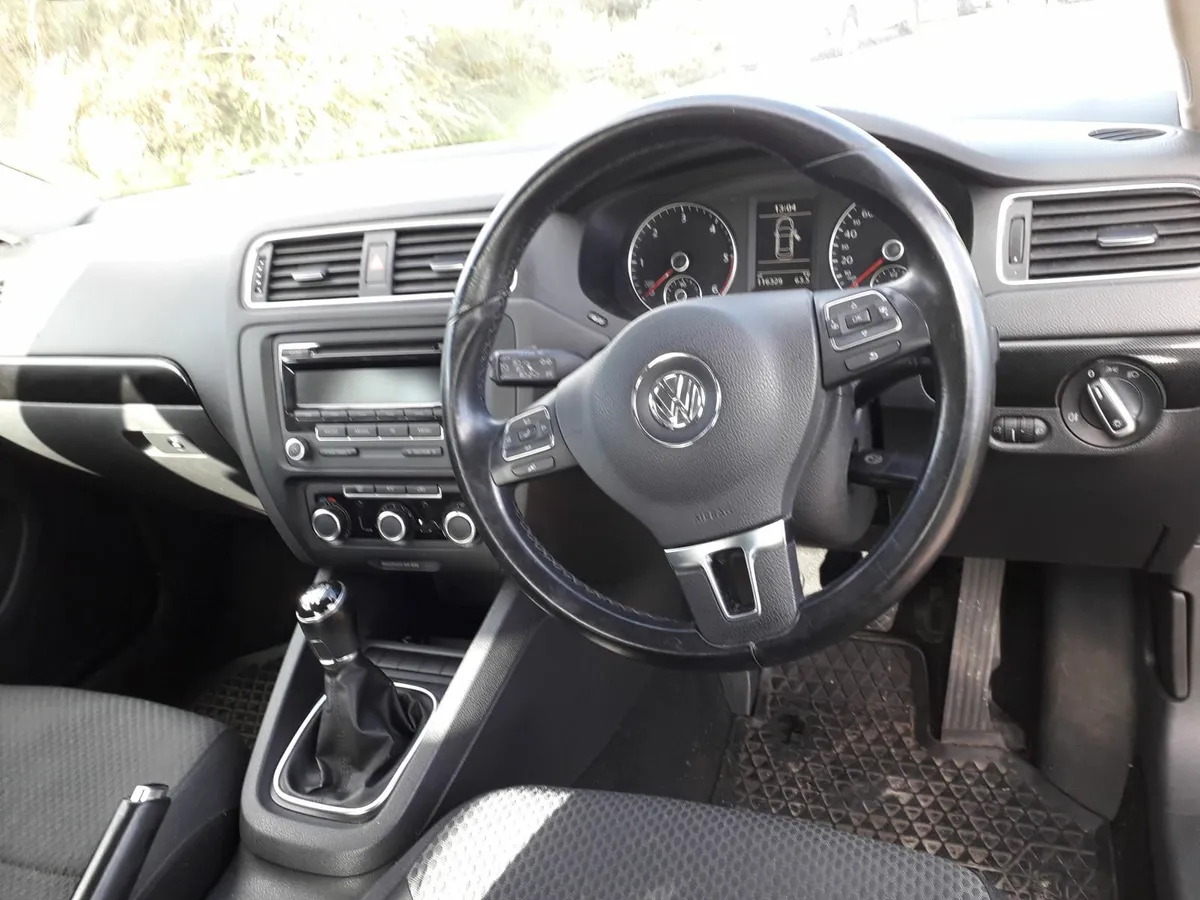 Volkswagen Jetta 2013 - Image 1
