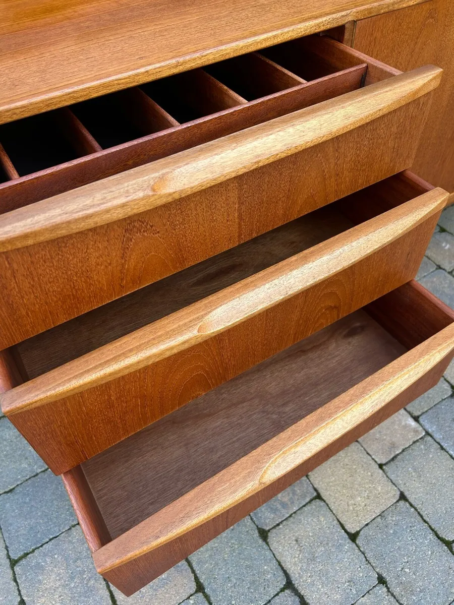 McIntosh mid century sideboard credenza - Image 3