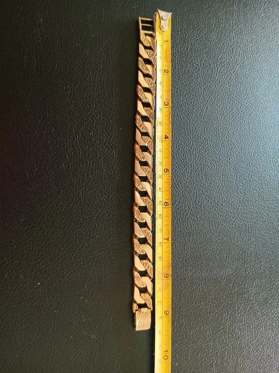 9 caret gold curb bracelet - Image 2