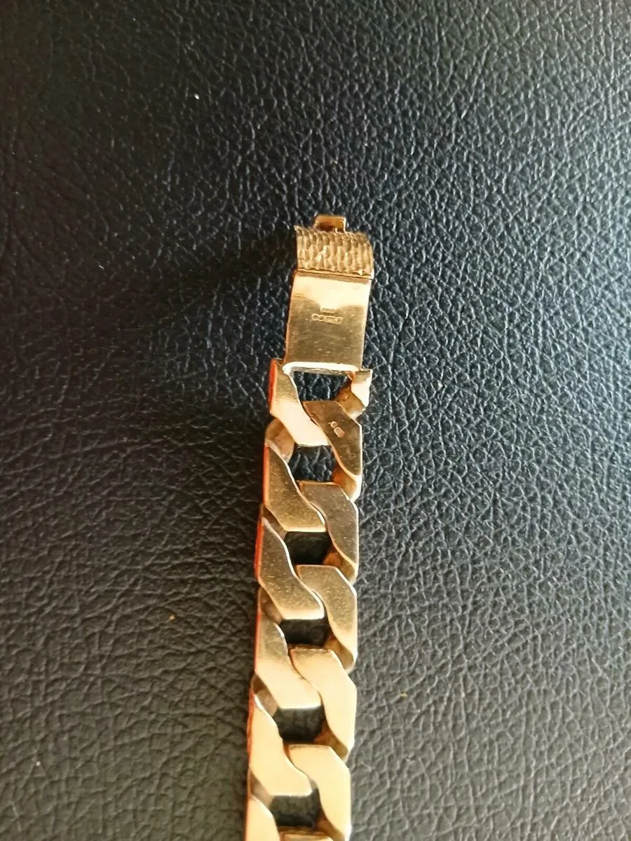 9 caret gold curb bracelet - Image 4