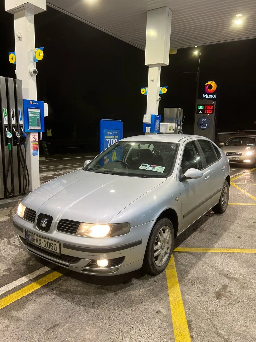 Seat Leon 1.4L NCT 6/26 TAX 12/25 - Image 3
