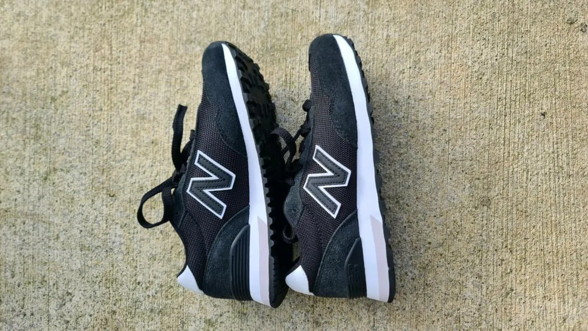 New balance trainers never worn - Image 3