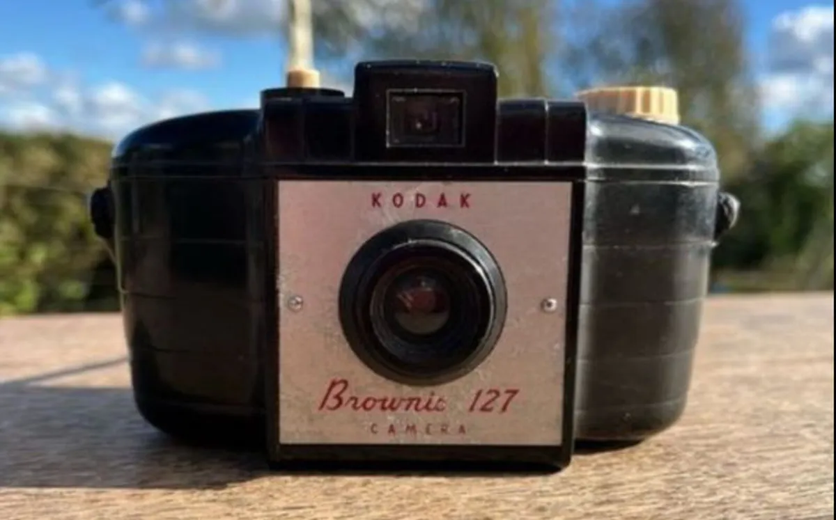 Vintage cameras 4 in total - Image 2