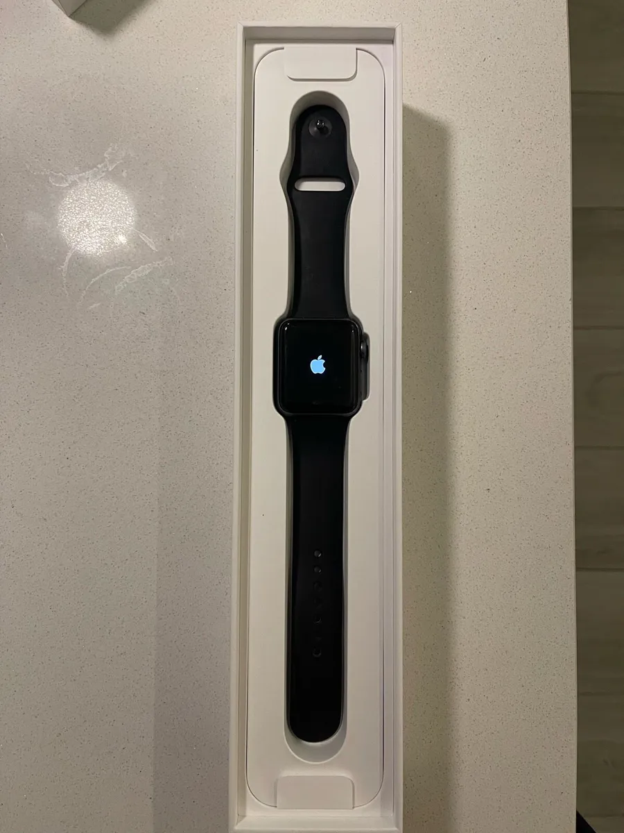 Apple Watch Series 2 - Image 2
