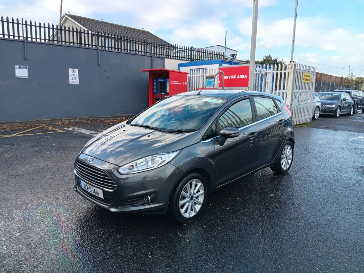Ford Fiesta 1.25 titanium 75,000 kms - Image 3