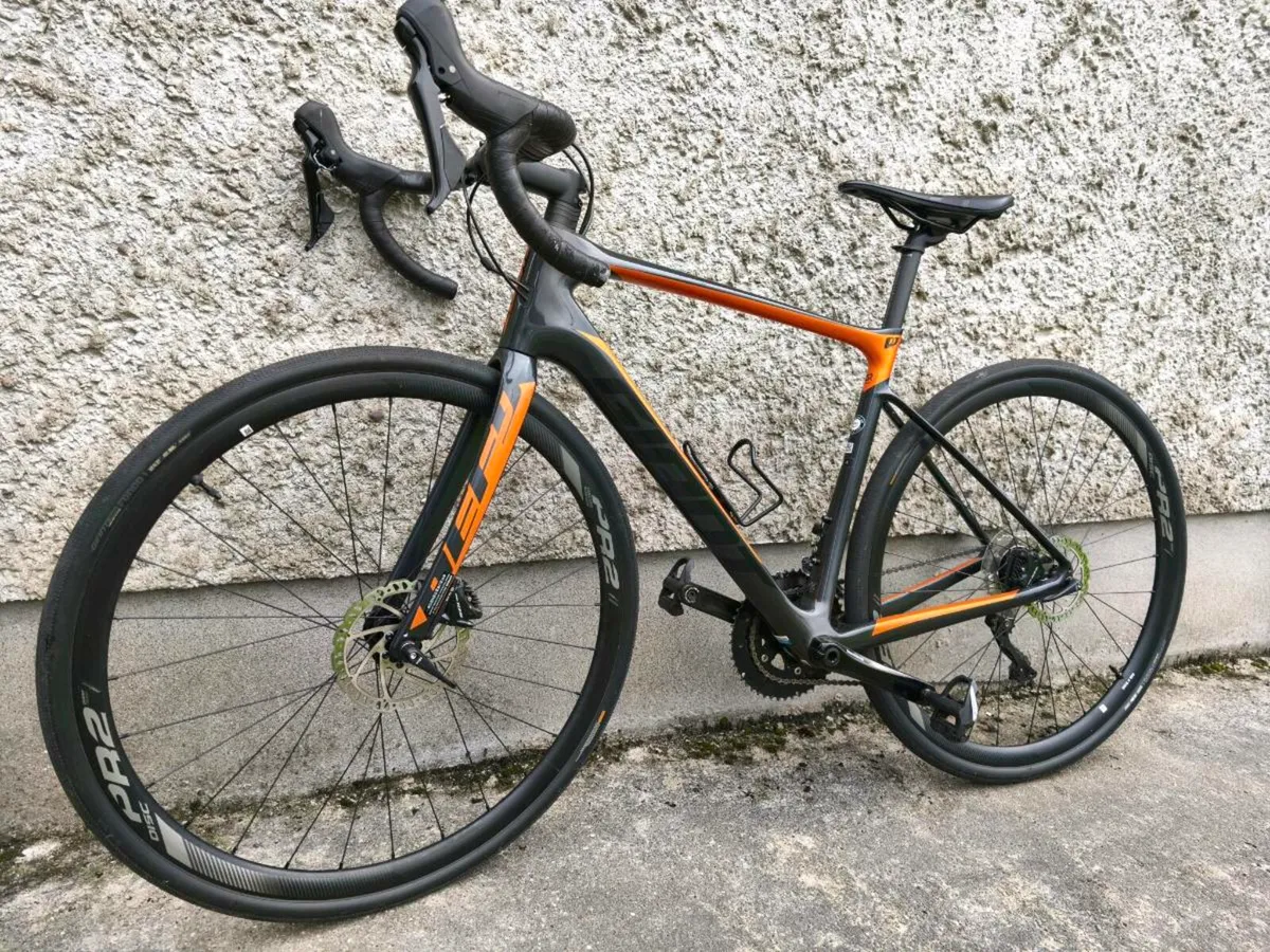 Giant Defy Advanced Disc size M - Image 1