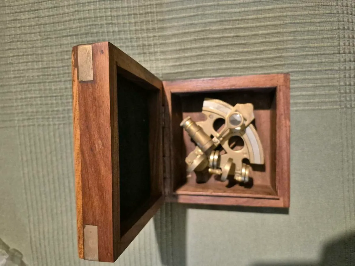 Boating memorabilia - Image 4