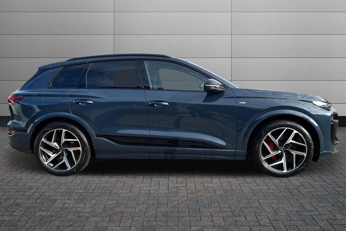 AUDI Q6 QUATTRO HUGE SPEC - Image 3