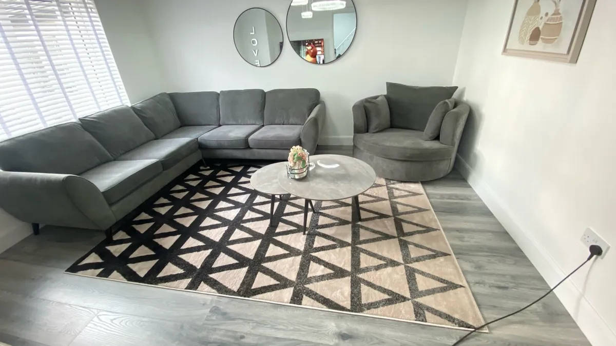 Corner sofa and swing chair - Image 2