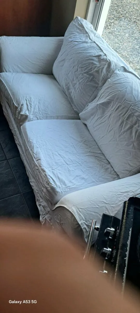 2 seater couch - Image 3