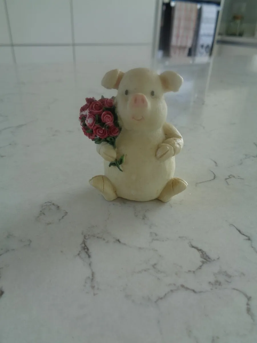 Pig Statue for Sale - Image 1