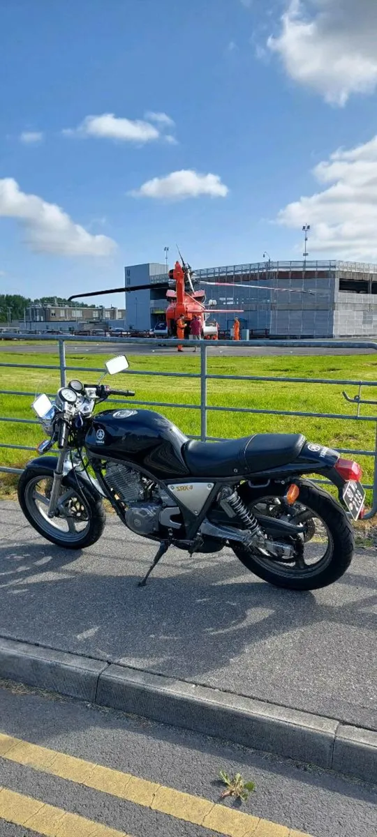 Yamaha SRX400 Single - Image 1