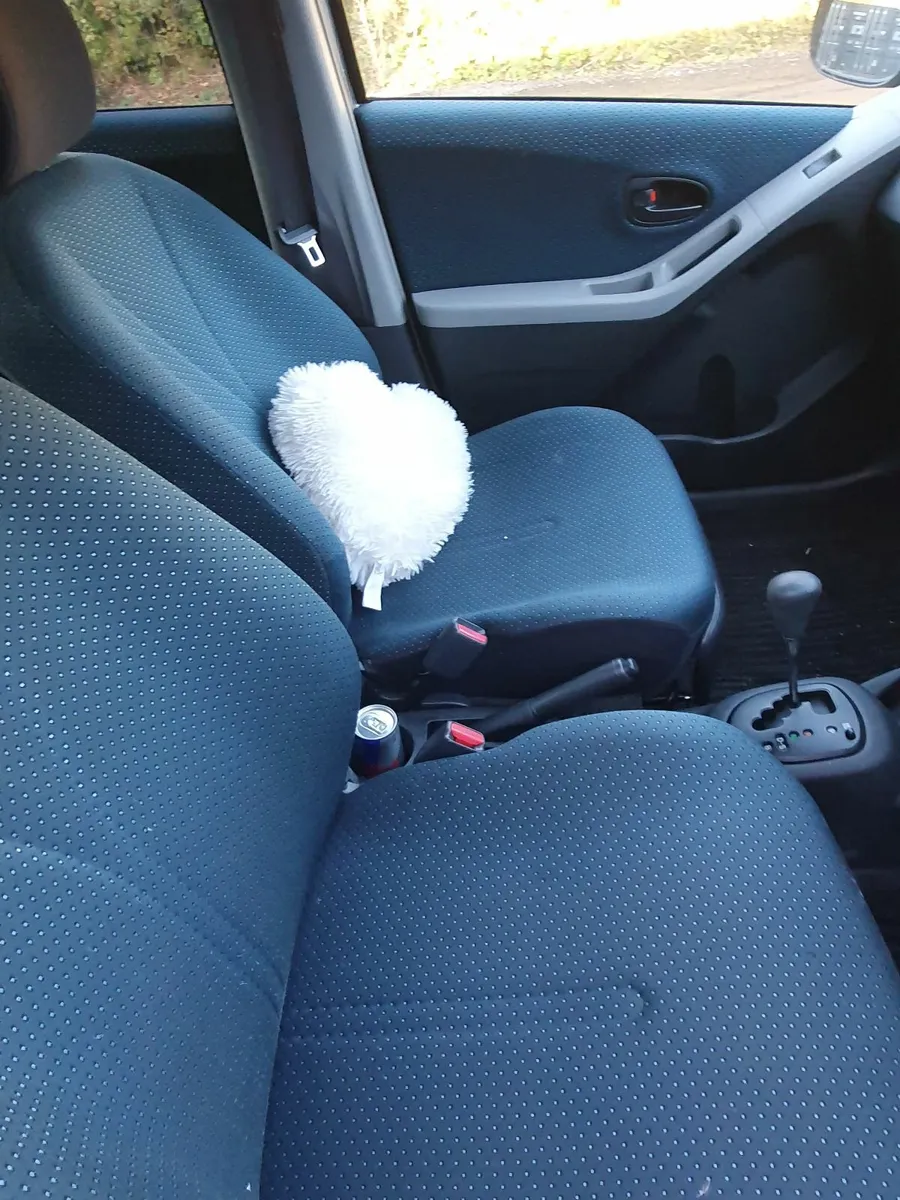 Toyota vitz  automatic  and Toyota yaris manual - Image 3