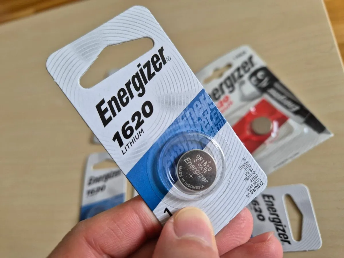 1620 Car key fob battery - Image 1