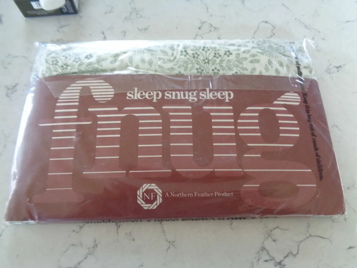 "Fnug" Pillowcases x 2 for Sale - Image 1