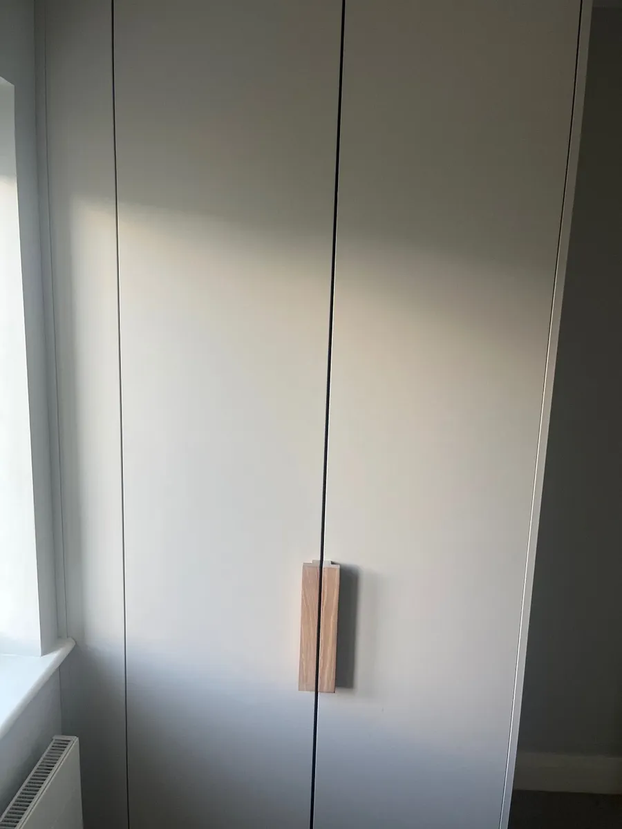 Wardrobe - Image 2