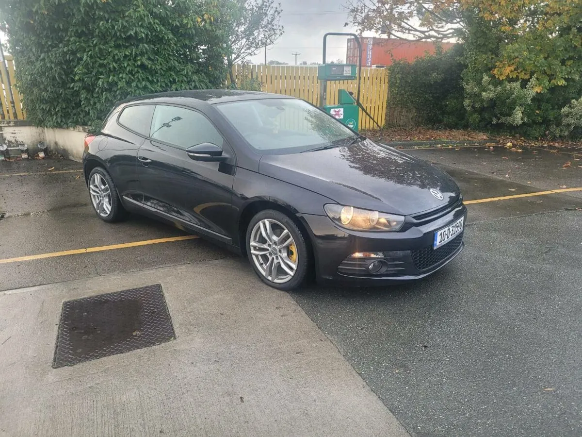 2010 volkswagen scirocco - Image 1