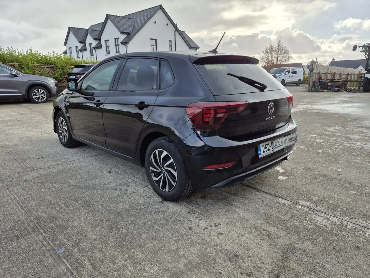 252 VW POLO EDITION 75 1.0 TSI AUTO - Image 4