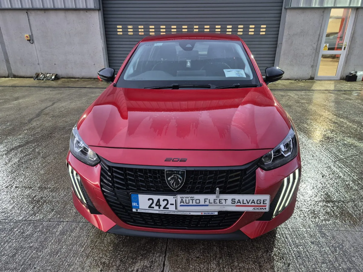 242 PEUGEOT 208 ACTIVE 1.2 - Image 2