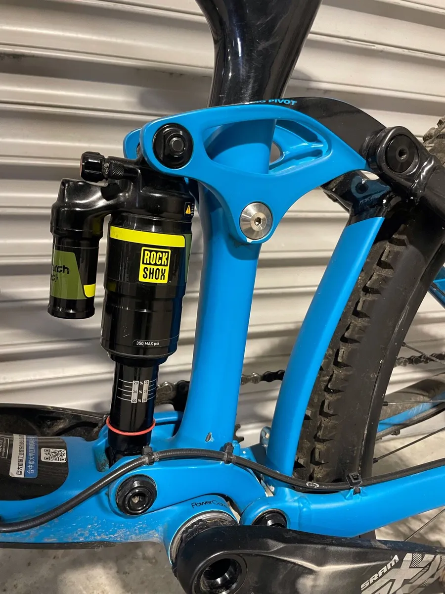 Giant Reign Advanced 0. 27.5” Carbon - Image 3