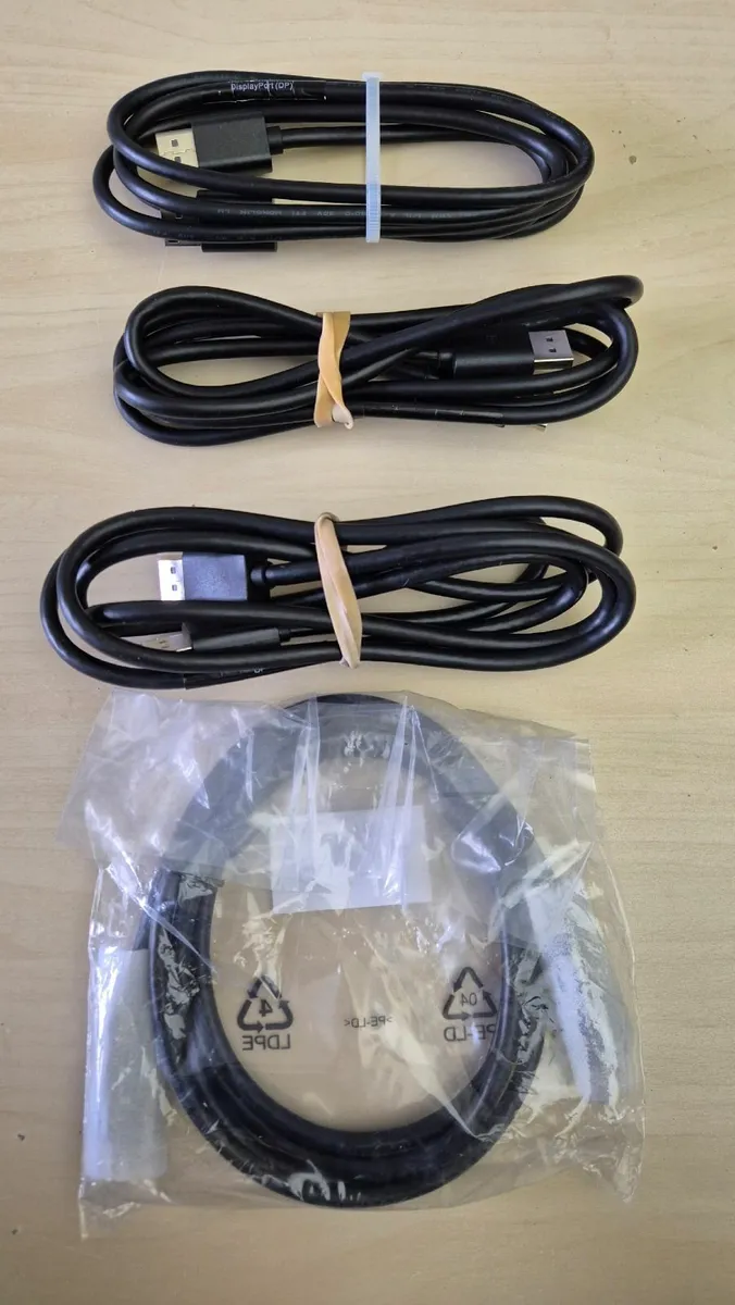 Display port cables (PC) - Image 1