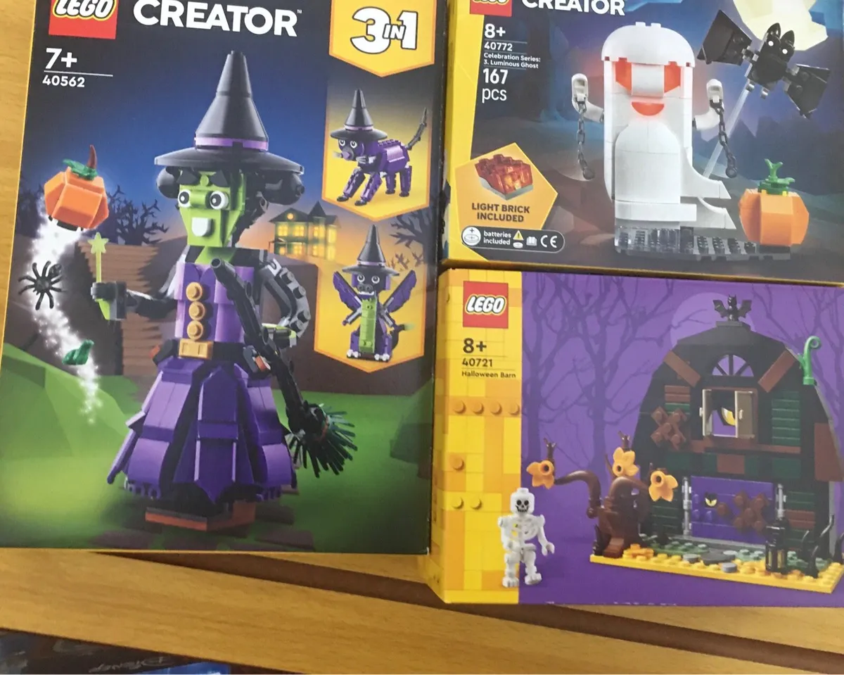 Lego Halloween bundle