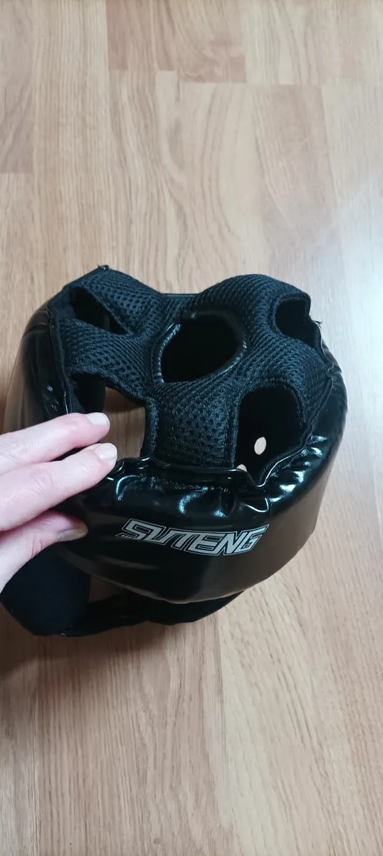 Head Guard for kickboxing - Image 1
