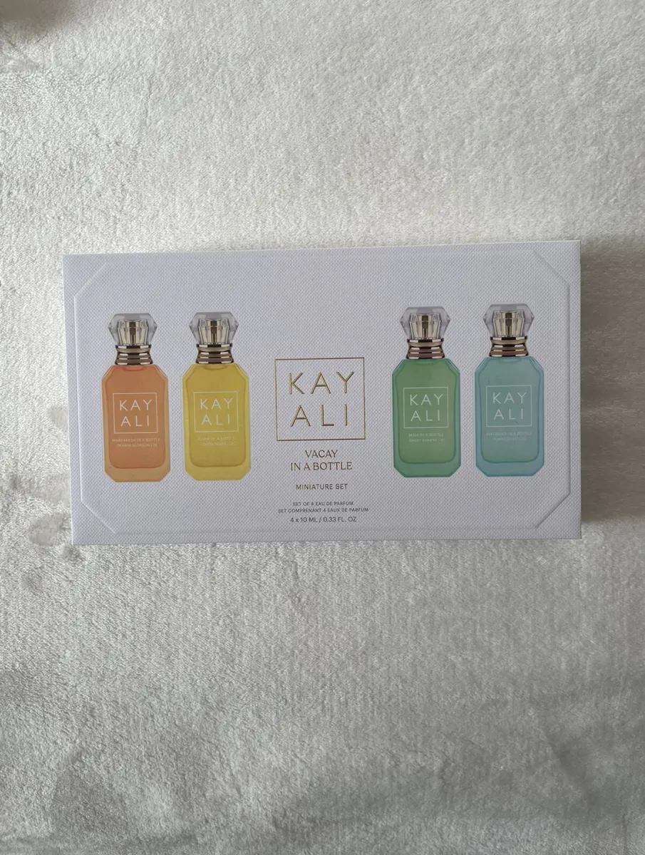 Kayali Vacay in a bottle miniature set - Image 1